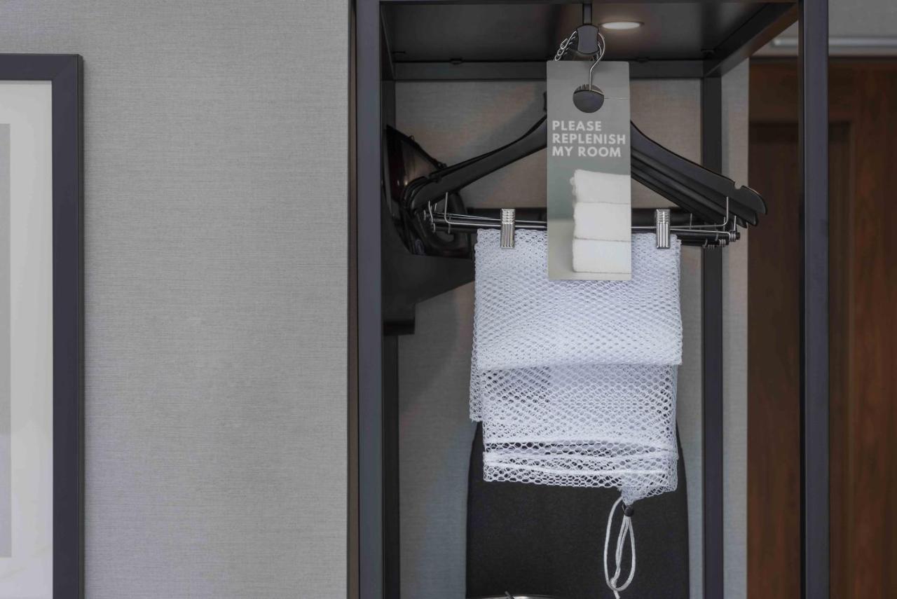 Standard King Room,1019205733:JPEG